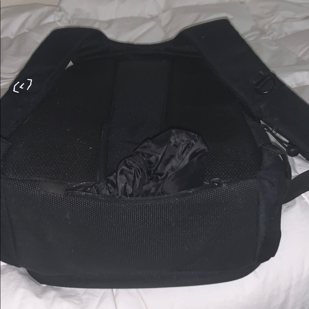 Life proof Backpack - Picture 4 of 6